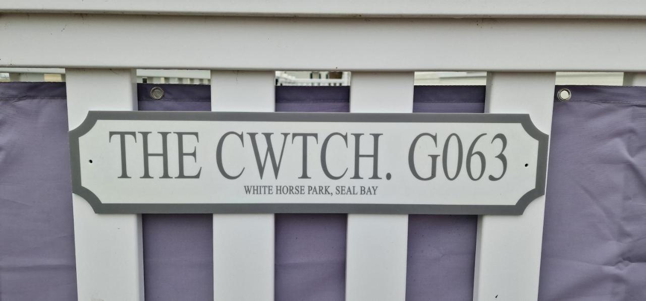 Cwtch, White Horse, Seal Bay Resort Selsey Bagian luar foto