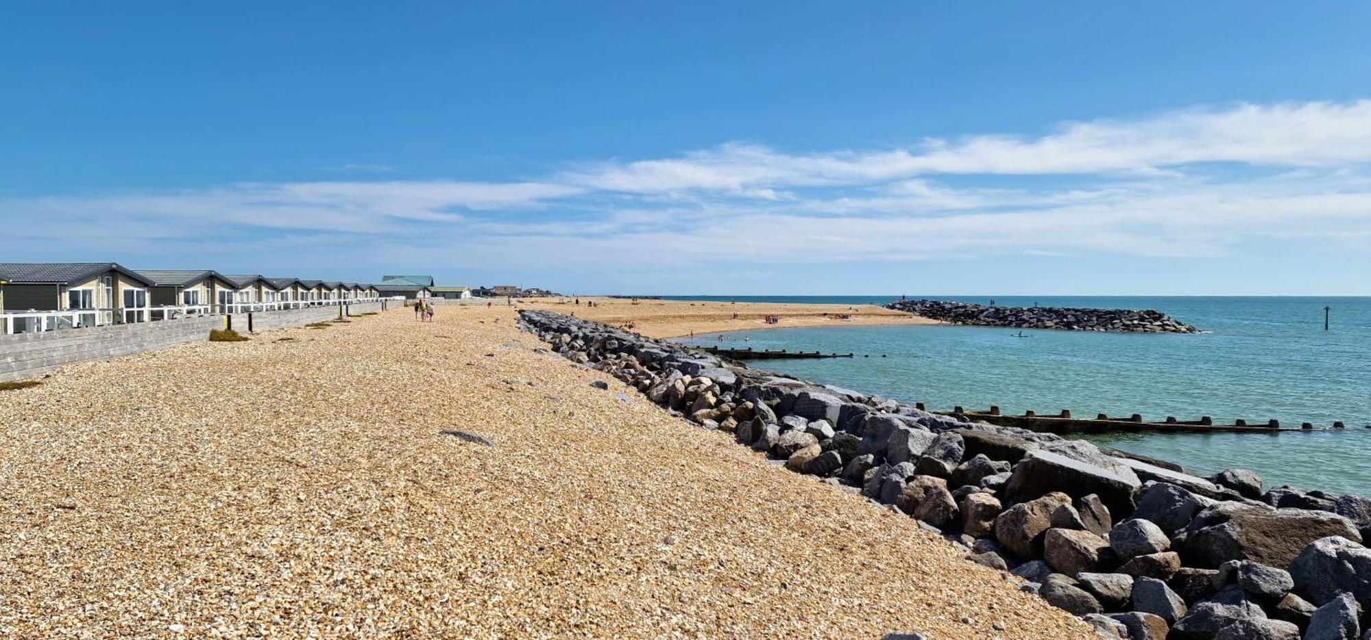 Cwtch, White Horse, Seal Bay Resort Selsey Bagian luar foto